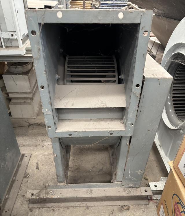 เครื่องจักรมือสองพร้อมใช้งาน 2