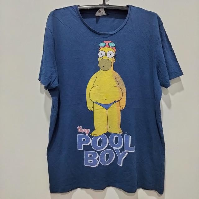 เสื้อยืดมือสอง