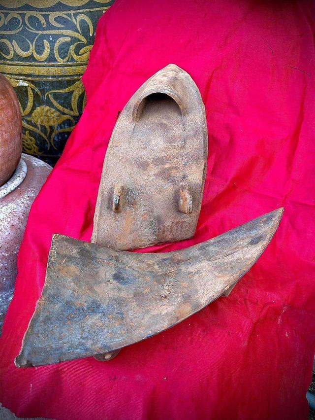 ผานไถนา ผานเหล็กคันไถนา ผานคันไถ ผานเหล็กโบราณ