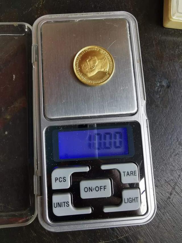 เหรียญทองคำ 400 บาท ที่ระลึก ร.9 ครองราช 25 ปี 2514 3
