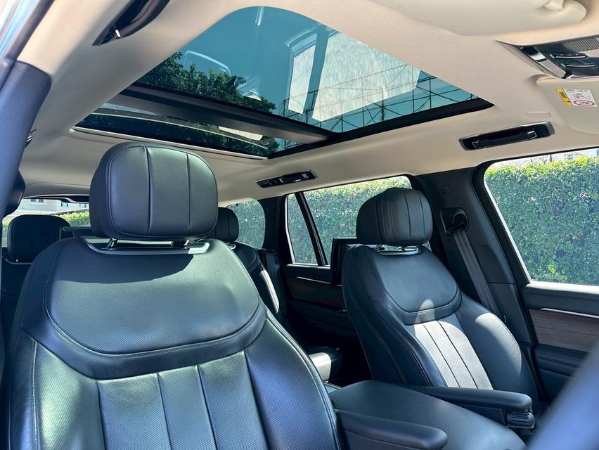 Land Rover LWB autobiography สีเดิมทั้งคัน 11