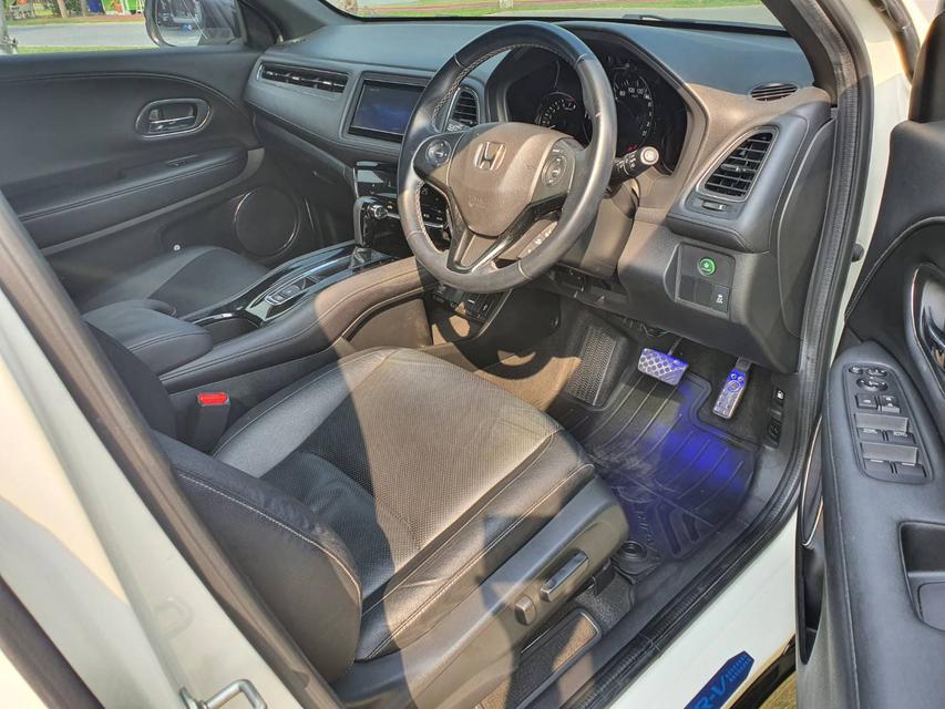 Honda HRV 1.8RS ปี2019 สีขาว Auto รถมือ1 เช็คศูนย์ตลอด รุ่นTop  4
