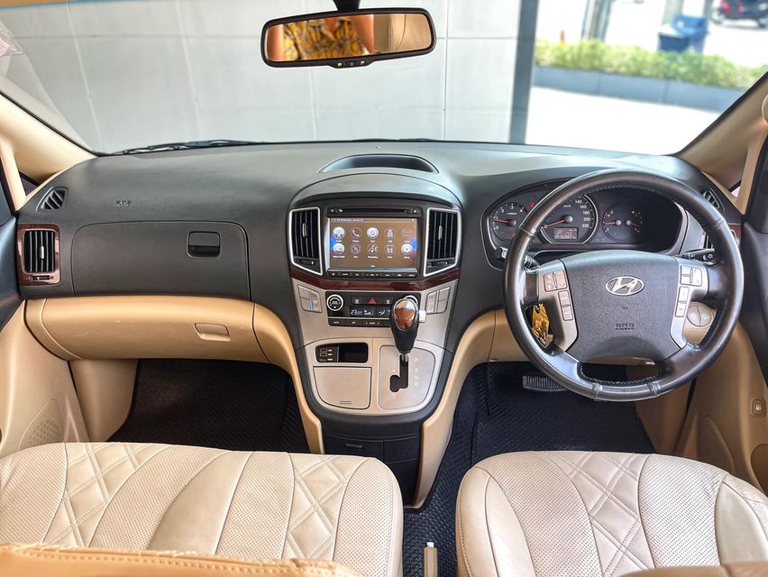 ขาย Hyundai H1 Grand Starex ปี17 9