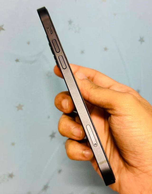 iPhone 12 สีดำ 3