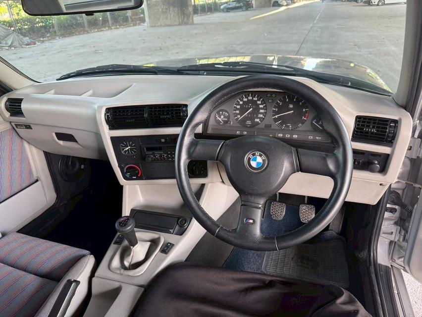 1990 BMW 318i E30 MT รถสวยจัด ตัวจี๊ดในตำนาน รูปที่ 6