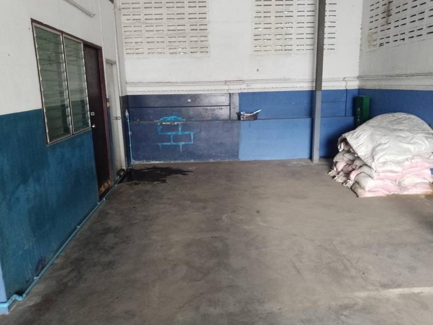โกดังให้เช่า ทำเลนนทบุรี ขนาดพื้นที่ใช้สอย ประมาณ 100 ตารางเมตร 9