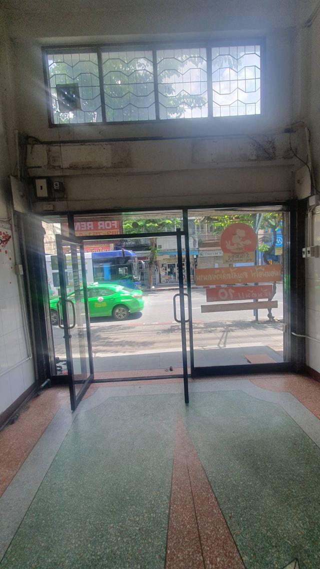ให้เช่า อาคารพาณิชย์ ถนนเจริญกรุง ใกล้เอเชียทึค และ รร นานาชาติ 13