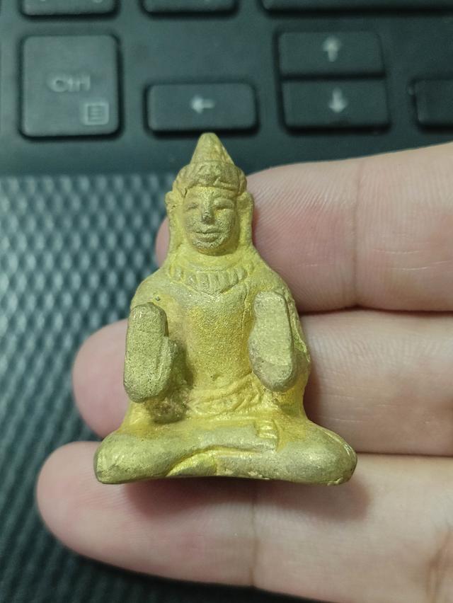 พระกรุทวาราวดี พระกรุเนื้อแก่ทอง สวยมาก เก่ามาก หายาก น่าสะสม