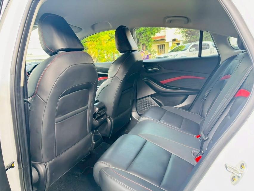  #MG 5 เครื่อง1.5 cc. รุ่นD เกียร์ AUTO ปี 2023 #รถไมล์แท้100%คะวิ่งน้อยมากๆๆคะ วิ่งมาแค่15,xxxกิโลคะ มีวารันตรีศูนย์ถึง ปี2026 คะ 12
