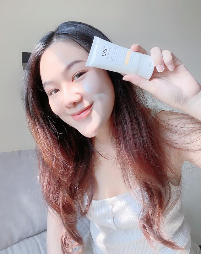 ครีมกันแดดสำหรับคนเป็นสิว ผิวแพ้ง่าย LYS Sunscreen Primer SPF35 แบรนด์ lysofficialstore    4