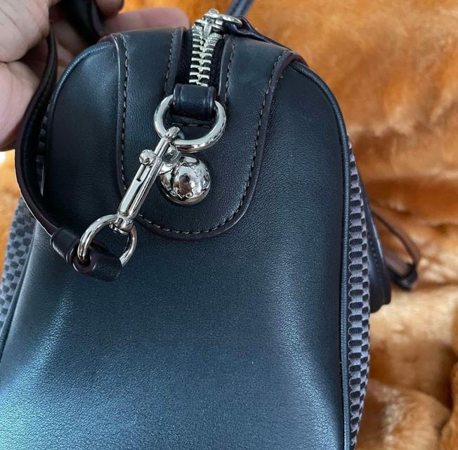 กระเป๋าสะพาย coach มือสอง 10