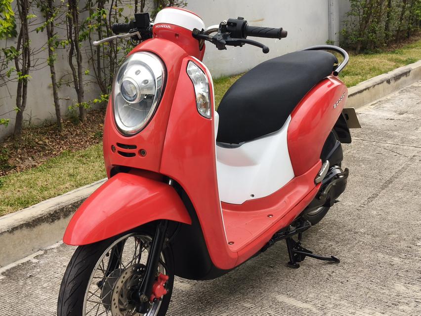 Honda Scoopy i หัวฉีด ปี2012 สี แดง ขาว 7