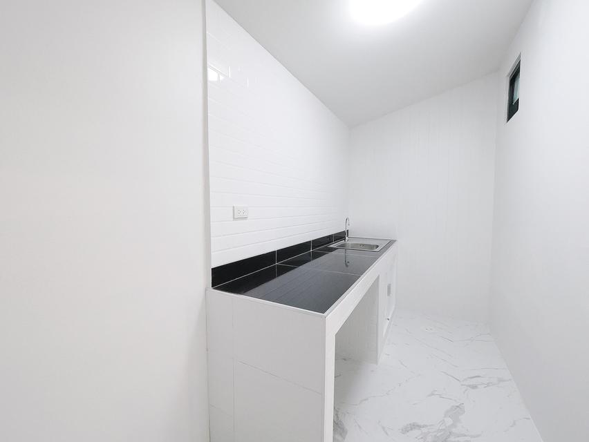 ขายทาวน์เฮ้าส์ 2 ชั้น ม.รินทร์ทอง ขนาด 16 ตร.ว. 2นอน 2น้ำ 1จอดรถ [ลำลูกกา-คลองสอง] ขาย 1.48ล้าน 9