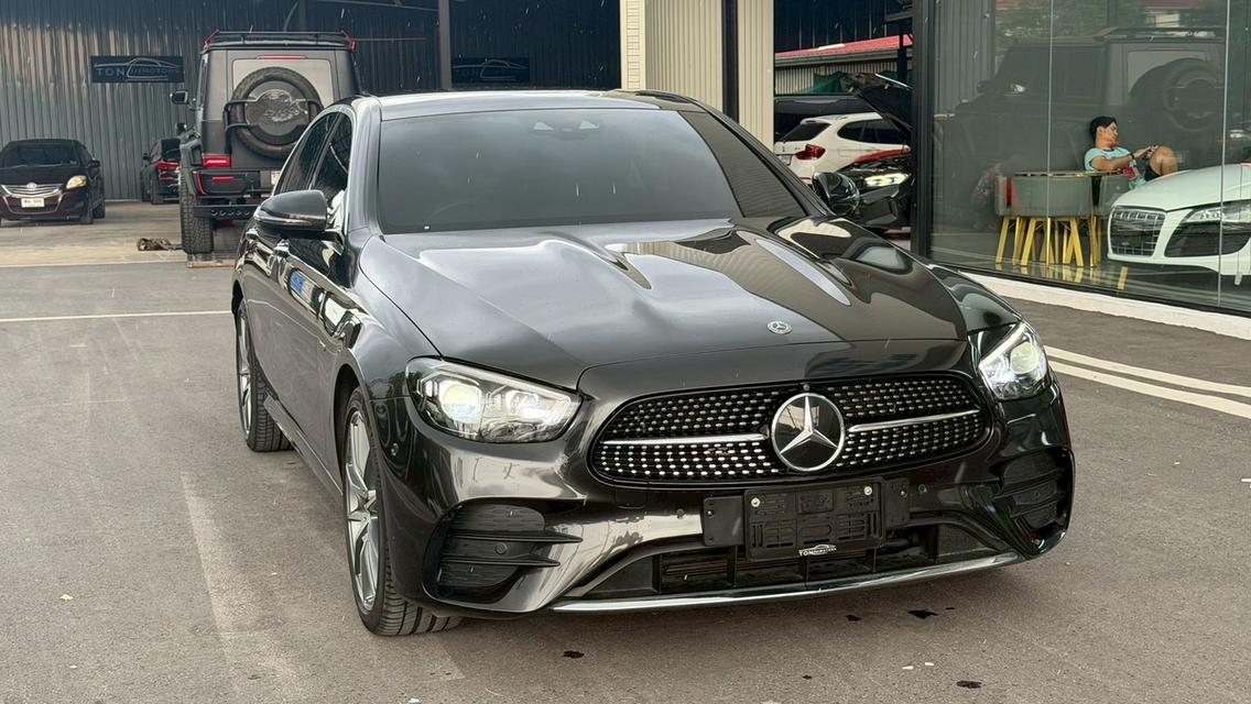 รหัสรถ KPV53 2021 BENZ E300e 2.0 AMG DYNAMIC FACELIFT รูปย่อยที่ 3