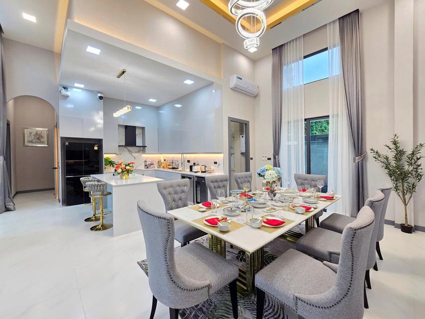 Modern Classic Pool Villas Pattaya 17.8 Million 18