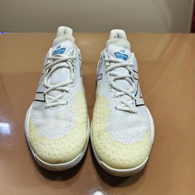 New Balance Fresh Foam x LAV v2 White Laser Blue(MCHLAVL2)Size. 43/27.5 cm⭐⭐⭐⭐ Pre-owned/ Great Condition🔥 Price : 690฿ รูปย่อยที่ 4