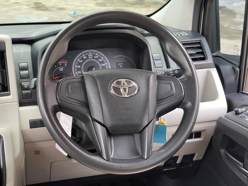 ขาย Toyoya Commuter 2.8 ปี19 10