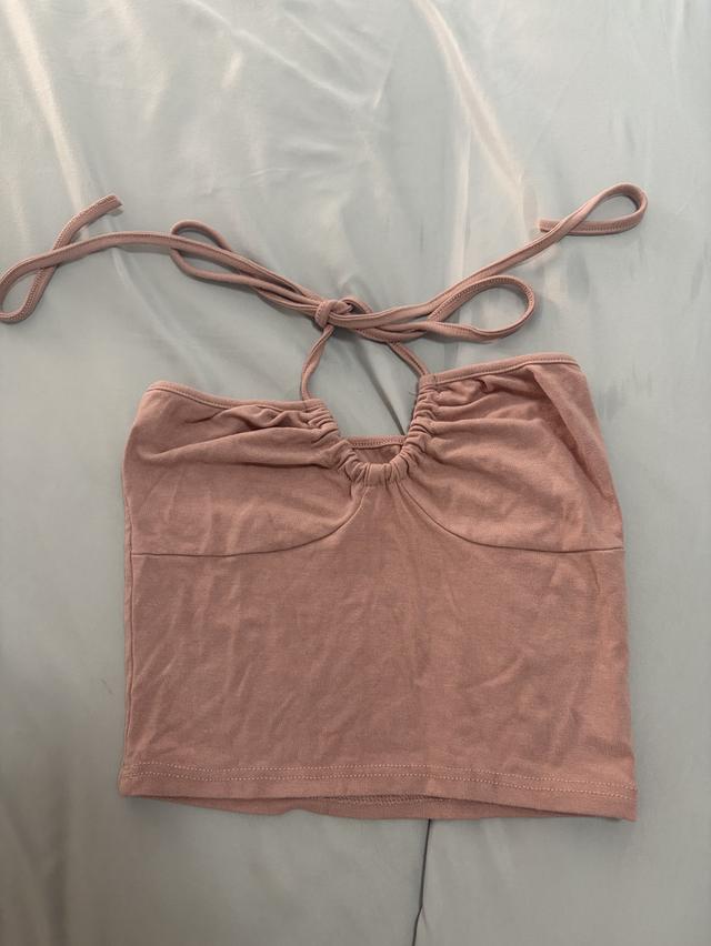 เสื้อครอปผูกคอมือสองสภาพดี ไม่มีตำหนิ ใส่ครั้งเดียว ไซส์ M