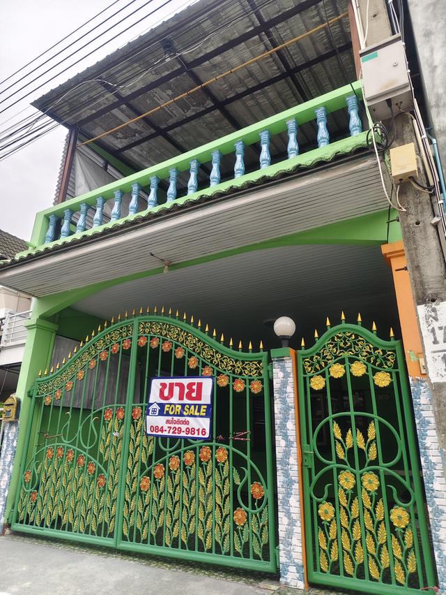 ขายบ้านพร้อมอยู่ เจ้าของขายเอง หมู่บ้านรื่นฤดี ซอยรามคำแหง180 2