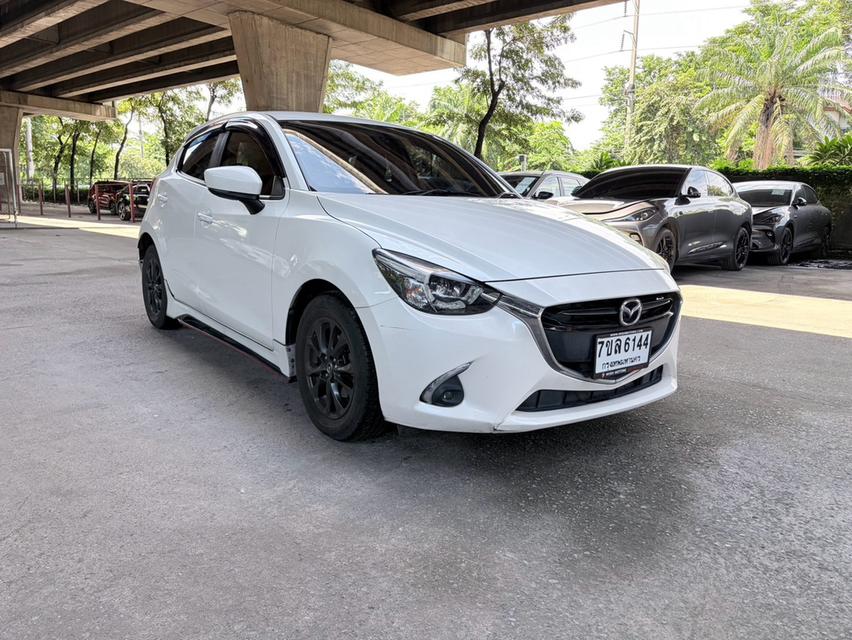 Mazda2 Hatchback 1.3 High Connect ปี 2018 ไมล์ 85,xxx km ราคาเพียง 259,000 บาท ซื้อสดไม่มีแวท