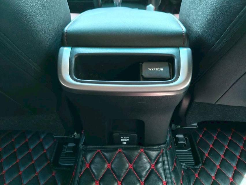 Toyota Fortuner 2.8 TRD SPORTIVO 4WD 2019 รูปที่ 15