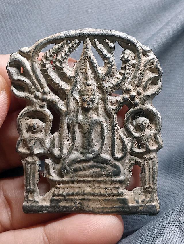 พระเก่าค่ะ