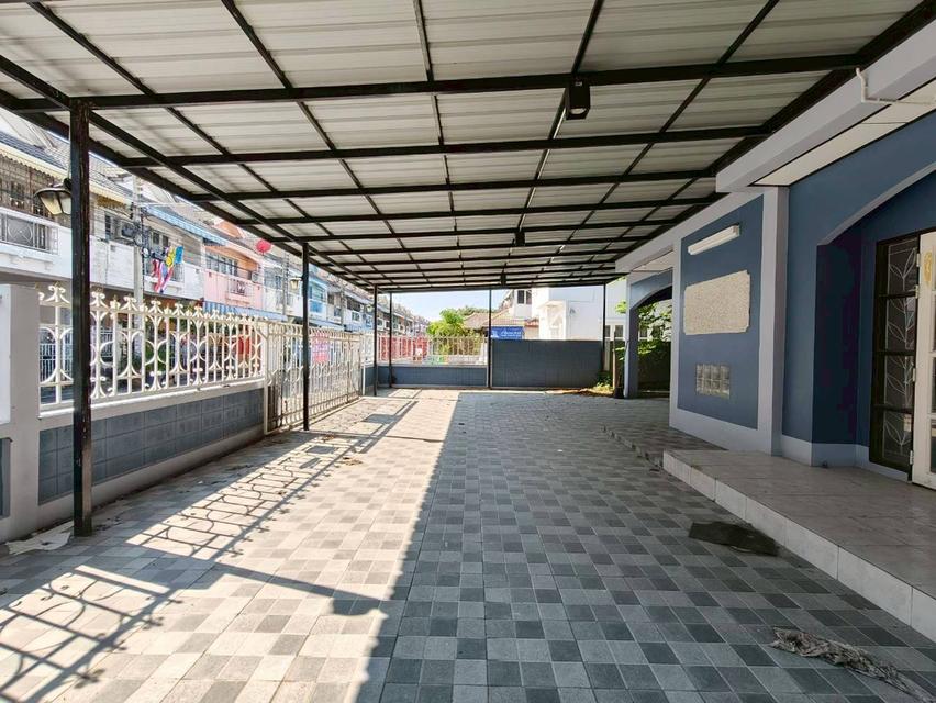 หมู่บ้านบัวทองธานีพาร์ค ซอย 6 ถนนกาญจนาภิเษก ต.บางบัวทอง อ.บางบัวทอง จ.นนทบุรี 5