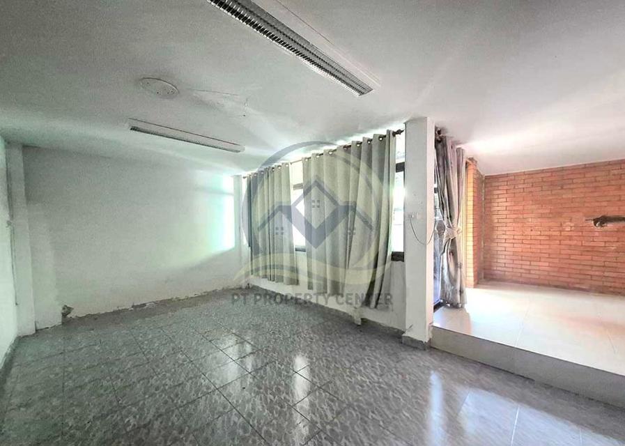 บ้านแฝด 2 ชั้น สร้างเอง ซอยรามอินทรา 8 แยก 5 5