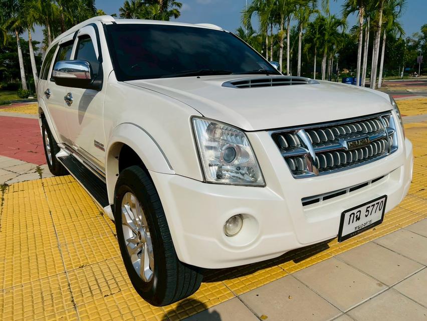2017 ISUZU MU-7 3.0 Choiz 7 Seat