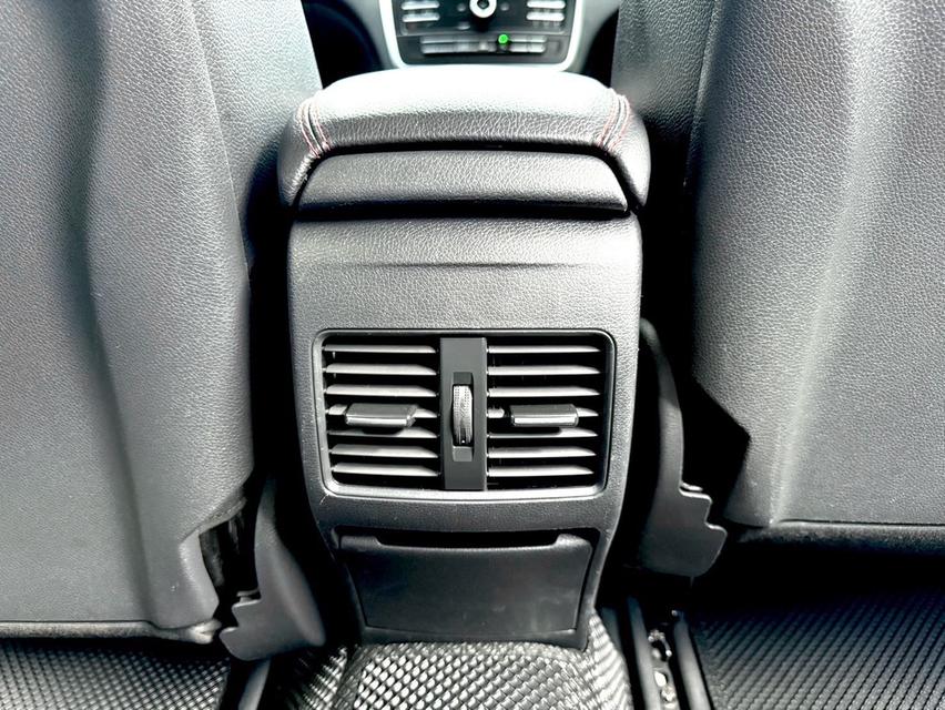 MERSEDES BENZ GLA 250 รูปที่ 17