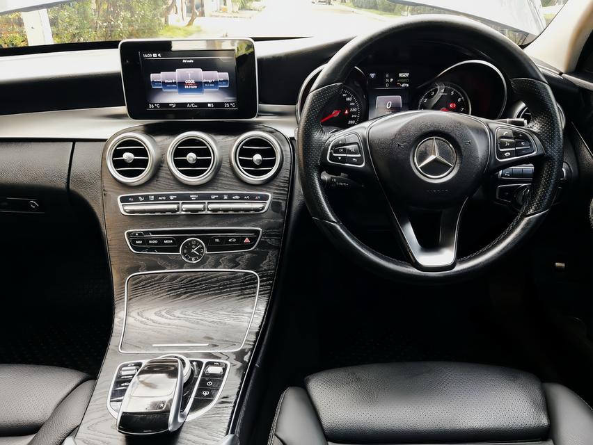 Mercedes-Benz C350e Avantgarde Plug-in Hybrid ปี2019 รูปที่ 4
