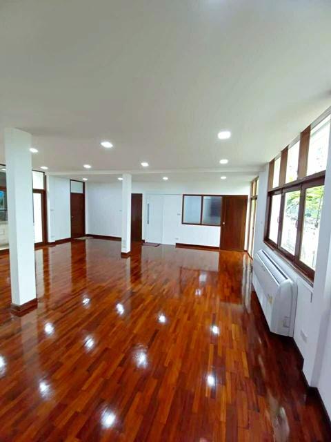 รพ.เกษมราษฎร์ 900 ม. Airbnbรัชดา 6นอน ม.เซ็นจอห์น 2.3 กม. ถ.ประชาชื่น25 MRTบางซื่อ ให้เช่าบ้าน 2 ชั้นหลังใหญ่ 7น้ำ 90 ตร 4