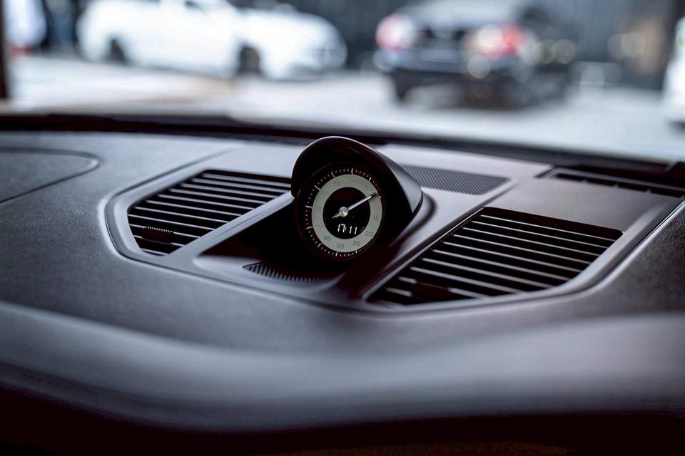 รหัสรถ 67GG65 🔥 #Porsche #Carrera #992 Techart ปี 2023 🔥 สปอร์ตหรู สภาพนางฟ้า ของแต่งจัดเต็มกว่า 3 ล้าน 😍 รูปที่ 7