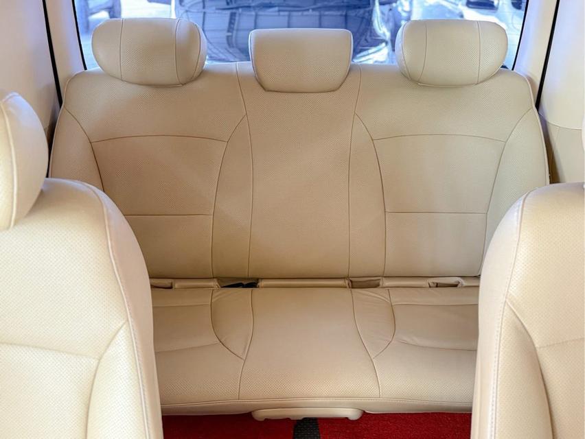 ปี 2018 HYUNDAI H1, DELUXE โฉม ปี18-ปัจจุบันสีเทา เกียร์ออโต้ เครื่องดีเซล มือเดียวป้ายแดง 12