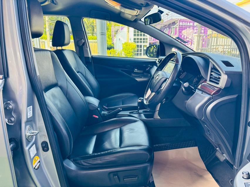 Toyota Innova Crysta 2.8 ดีเซล Premium 6AT ปี 2022 รูปที่ 7
