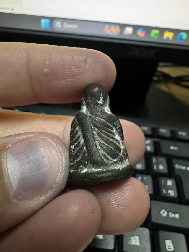 หลวงพ่อเงิน รุ่นปืนแตก รูปที่ 2