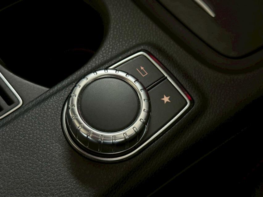 Benz E220 CDI ปี 2012 13