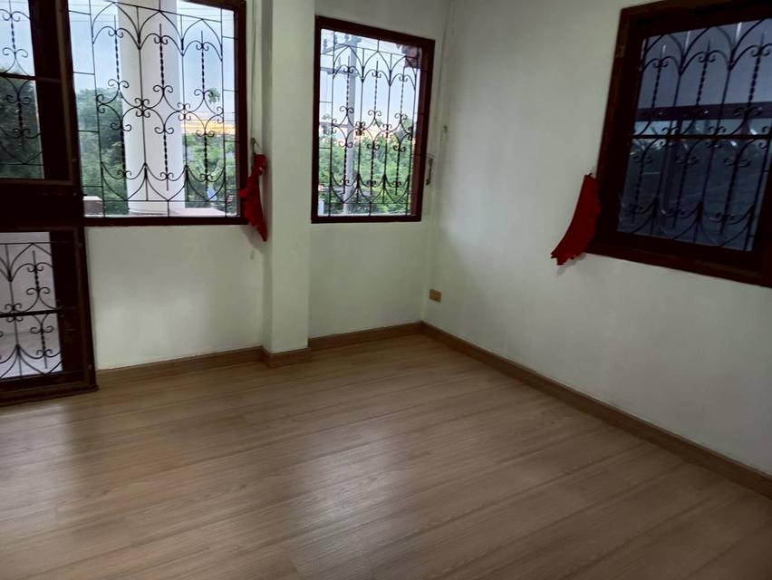 บ้านเดี่ยว125ตรวกฤษดา26 สนามกอล์ฟโพเมลโล นครชัยศรีมีสนามกอล์ฟในหมู่บ้าน 16