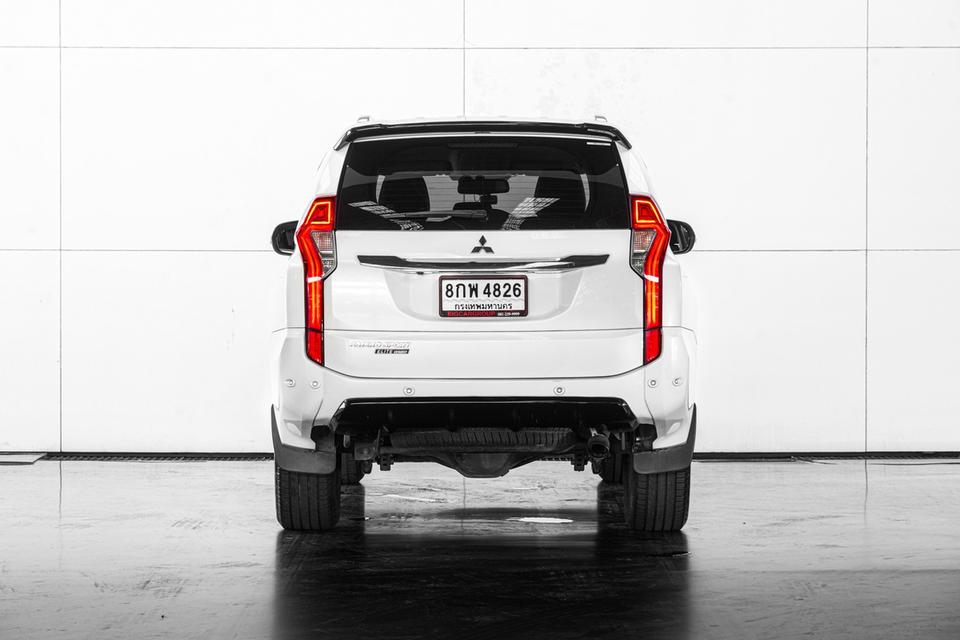 2018 MITSUBISHI PAJERO SPORT 2.4 GT 2WD A/T สีเทา รูปที่ 5