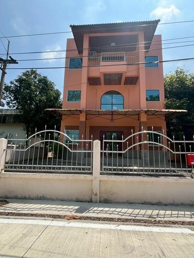 ขายโฮมออฟฟิศ 3 ชั้น 75 ตรว. ฟีนิกซ์ ปาร์ค ซอย 2 (ซ.ไอยรา 28) ต.คลองสอง อ.คลองหลวง จ.ปทุมธานี ราคา 6,800,000 บาท 2