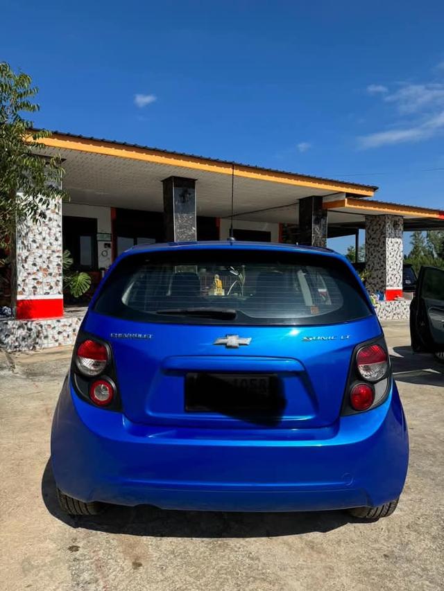 Chevrolet Sonic สีน้ำเงิน 2