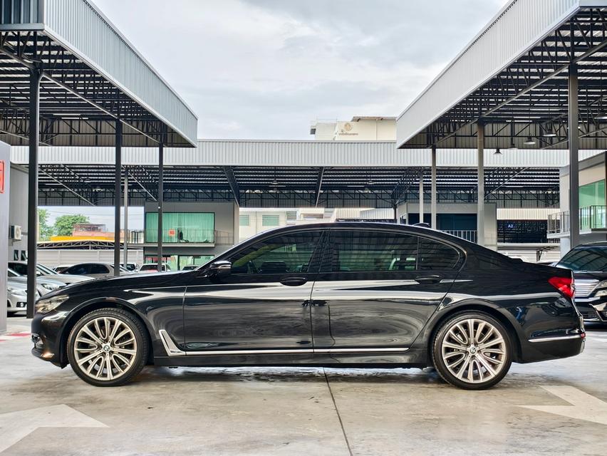 🚗 BMW 740Li Limousine RHD (G12) 2017 รูปที่ 5