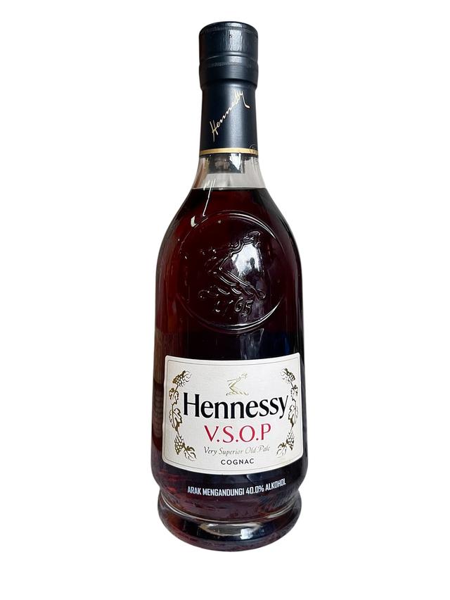 เหล้าเก่า เฮนเนสซี่ รุ่นพิเศษ Hennessy V.S.O.P Cognac คอนยัค ขนาด70cl