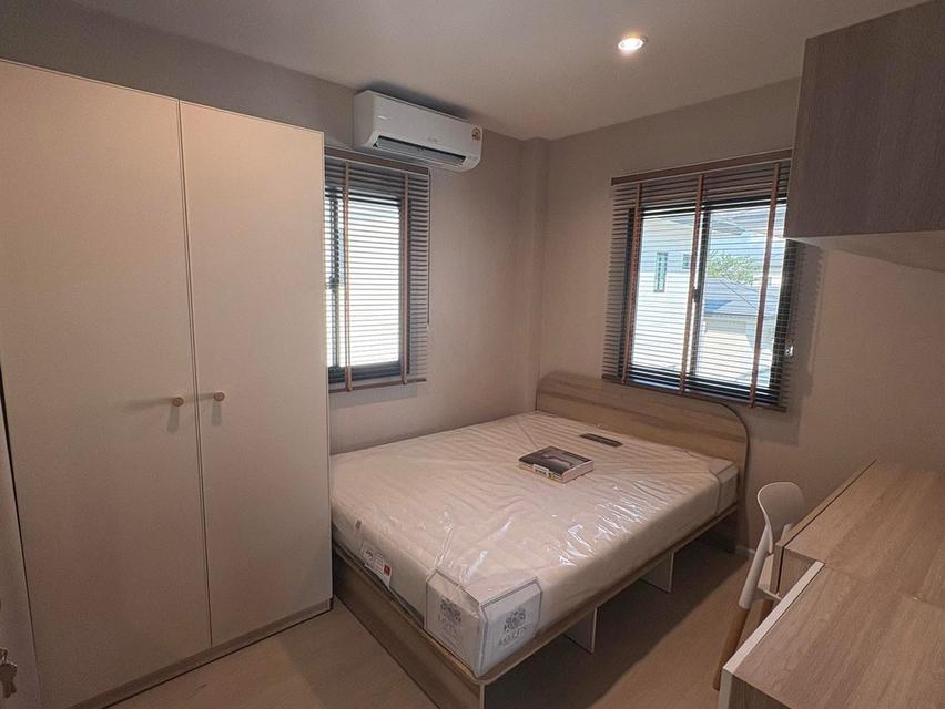 บ้านให้เช่า/For Rent บ้านเดี่ยว 2 ชั้น 55 ตร.วา พร้อมอยู่ 3 ห้องนอน 3 ห้องน้ำ แวดล้อมไปด้วยสถานที่สำคัญ เดินทางสะดวกสบาย สิ่งอำนวยความสะดวกครบครัน 11