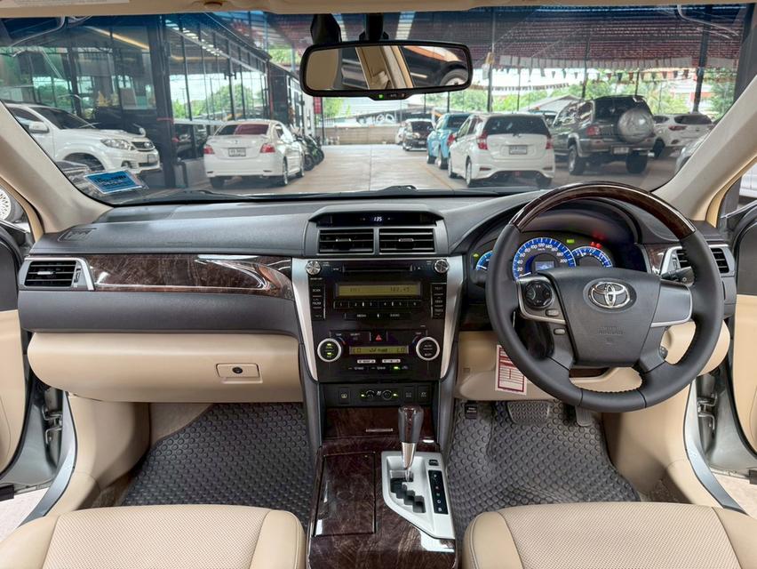 TOYOTA CAMRY 2.5 HYBRID ปี2013 15