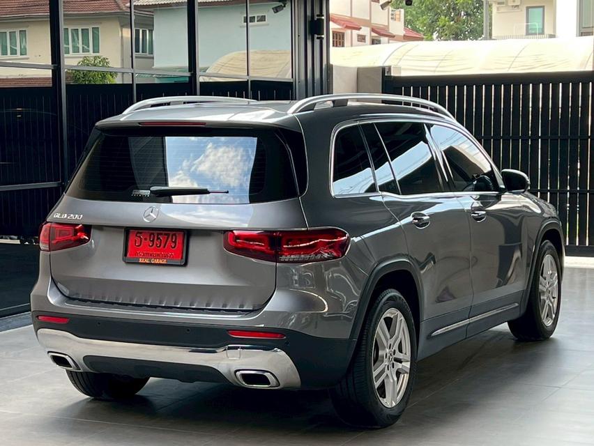 Mercedes-Benz GLB200 ปี 2021 วิ่ง 10000 KM