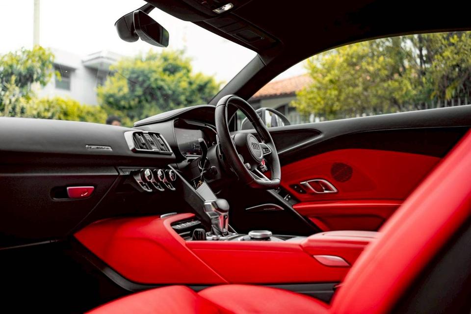 รหัสรถ PR6969 ⬛️🟥Audi New R8 V10  ( Minor Change. 2018) 16