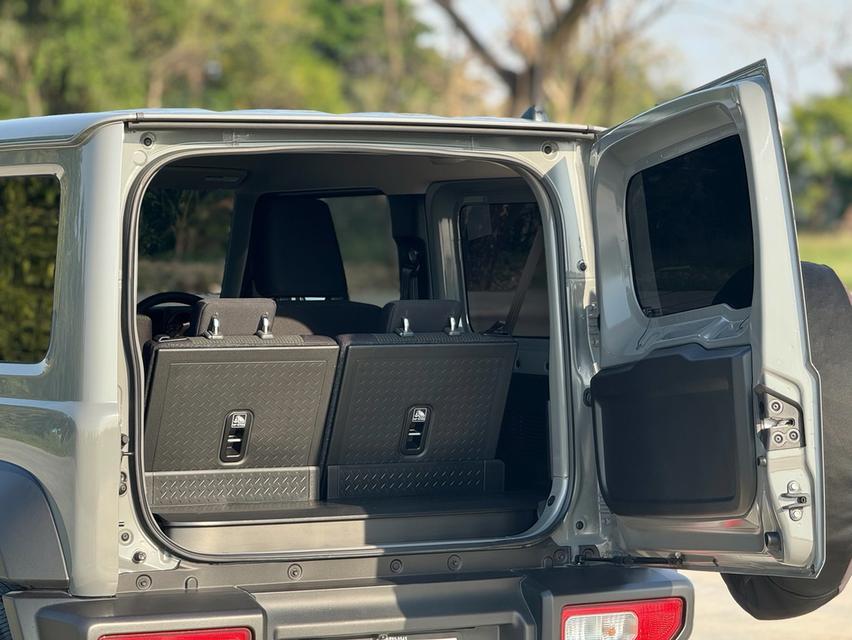 Suzuki Jimny SIERRA 4AT 4WD Mono-Tone สีเทา Solid Medium Gray 4wd  ปี 2024  10