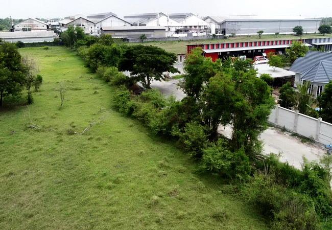 ขายที่ดิน หนองจอก ตรงข้ามบางกอกอารีน่า ติดคลองลำผักชี ถนนเชื่อมสัมพันธ์ เนื้อที่ 1-2-66 ไร่ 4