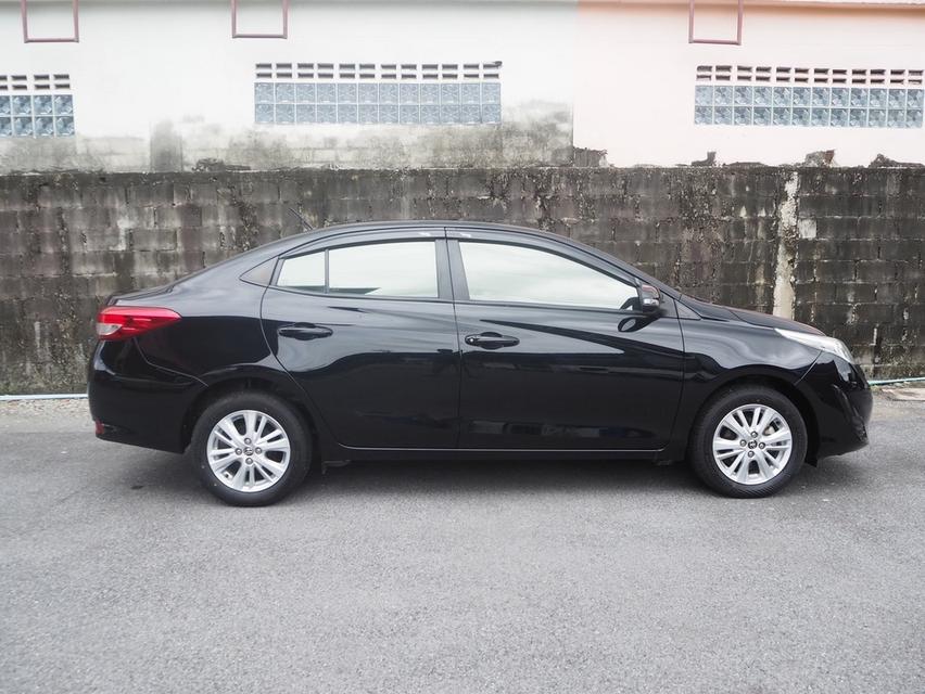 TOYOTA YARIS ATIV 1.2 E  ปี 2020 3